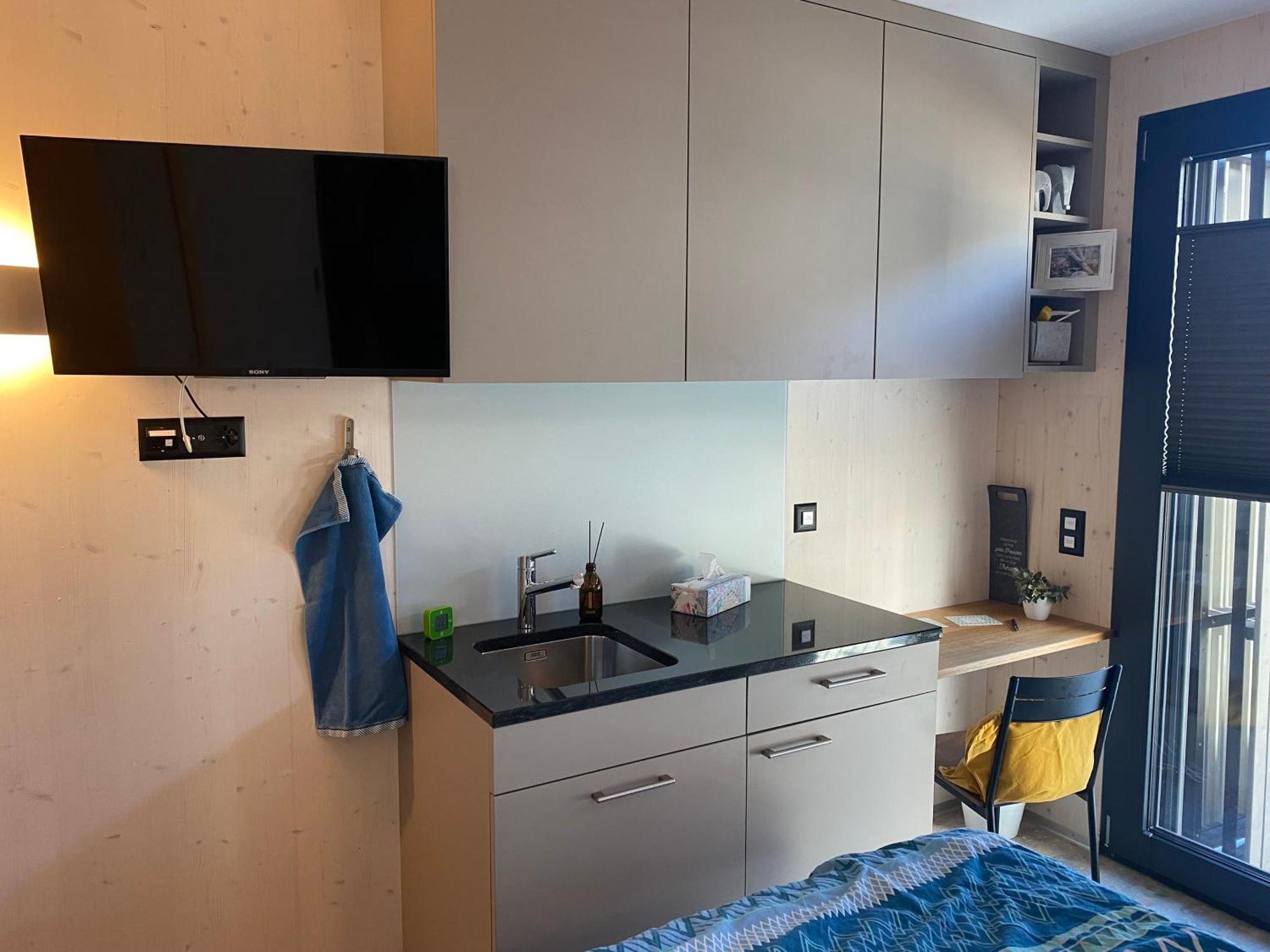 Auf Wolke 7 - Gaeste-Studio Im Mini House In Ch-4556 Aeschi So מראה חיצוני תמונה